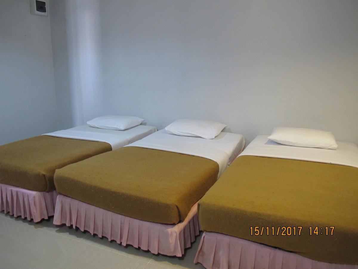 Tongpoon Hotel Bangkok Buitenkant foto